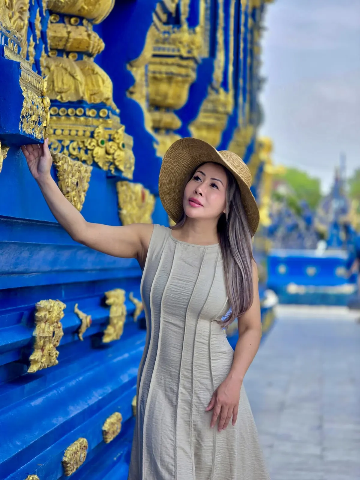 Mo at a temple in Northern Thailand during her training